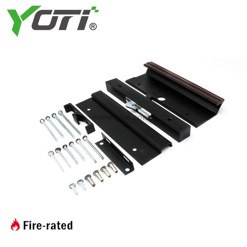 C 1007 Door Handle With Hook Latch