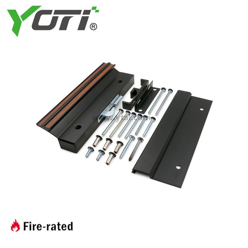 C 1007 Door Handle With Hook Latch