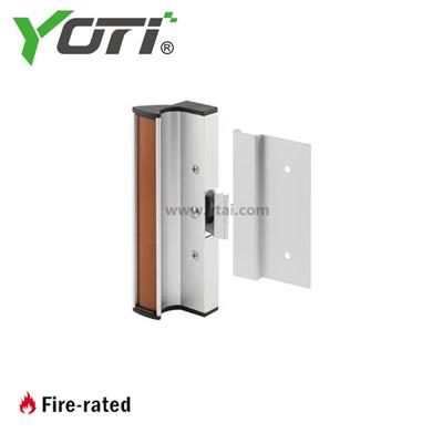 C 1055 Handles With Clamp Latch